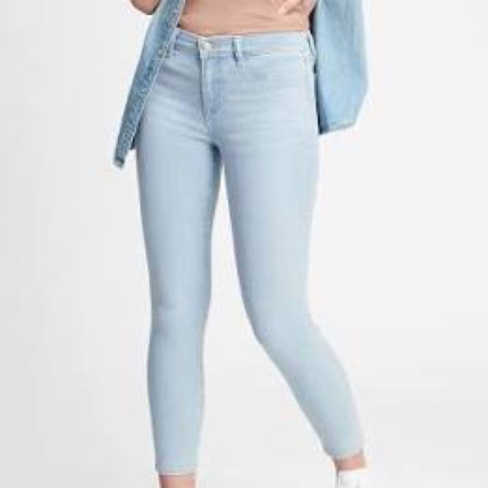 Gap 1969 Delmar Super Skinny Crop Jeans‎